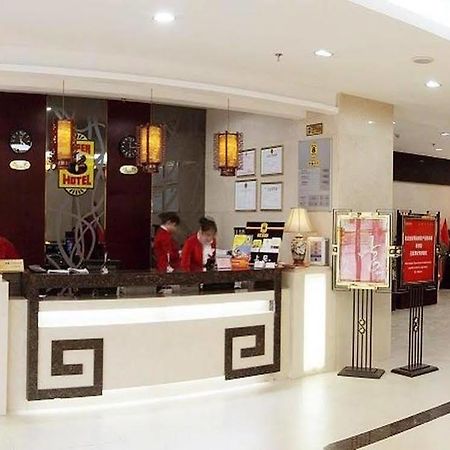 Super 8 Hotel Xian Da Yan Ta Bagian luar foto