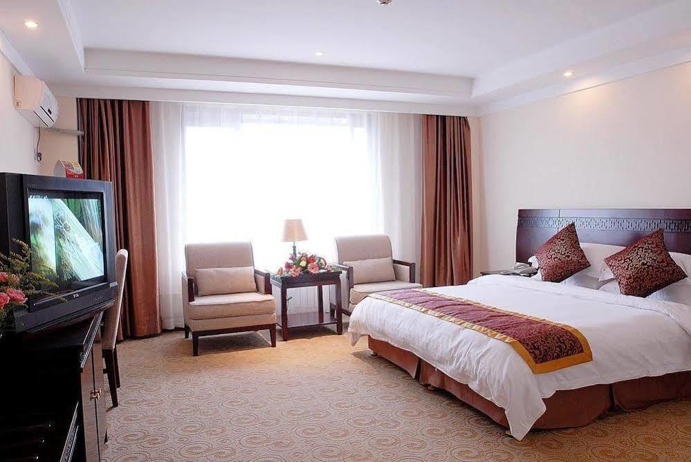 Super 8 Hotel Xian Da Yan Ta Bagian luar foto